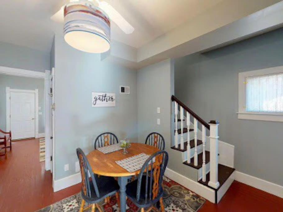 Blue Bungalow Montrose Extérieur photo